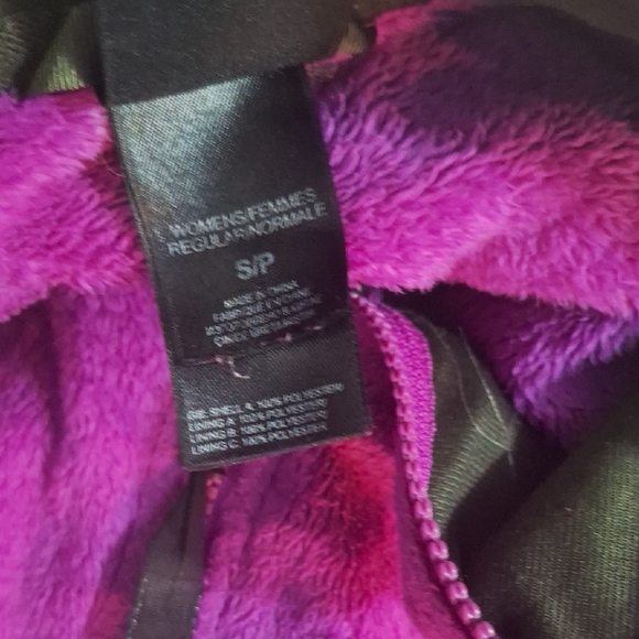 The North Face Purple Fleece Jacket - Picture 5 of 8